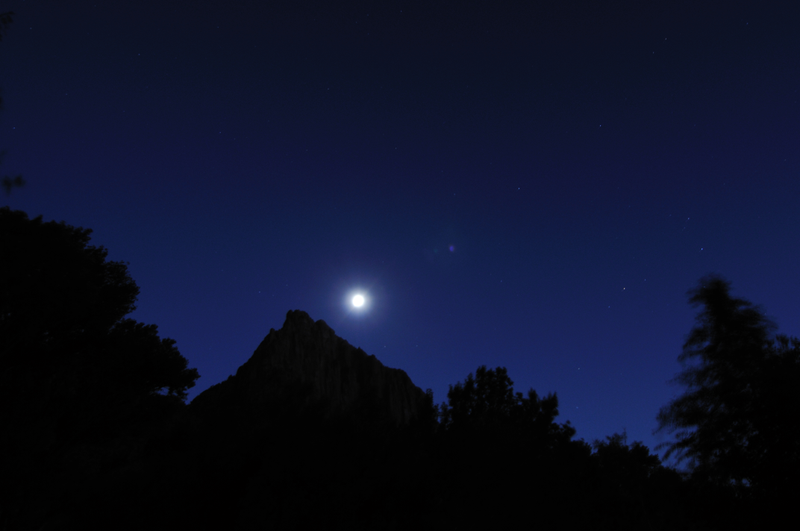 The moon rising over the canyon walls - just before we hit the road again.